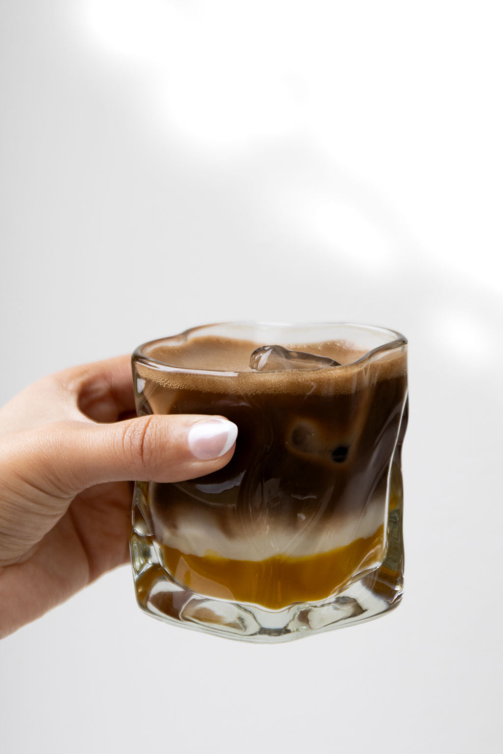 Hojicha: waarom deze Japanse geroosterde thee dé trend van 2026 is