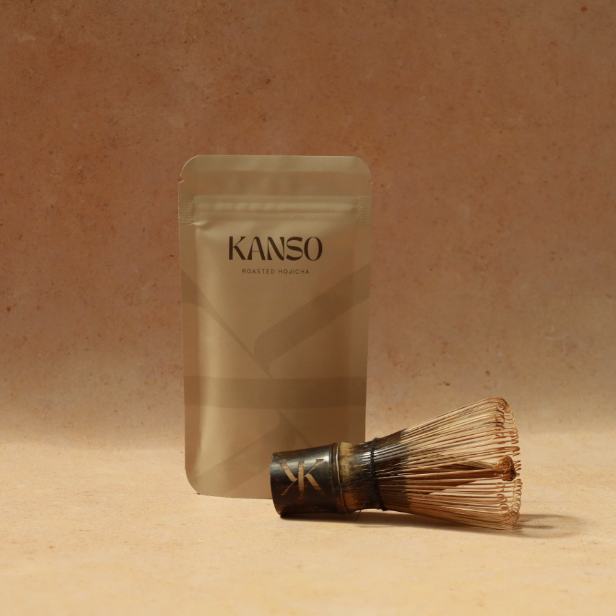 Hojicha Starterpack - 30 gram Hojicha + Bamboo Whisk