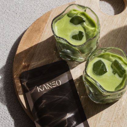 Matcha Traditionele starterset (4 stuks) - dubbelwandige glazen kom (300 ml), roségoud zeef, bamboe garde (Chasen) met milieuvriendelijke kraftbuis, 1 g maatlepel voor Japanse theeceremonie Matcha Traditionele starterset (4 stuks) - dubbelwandige glazen kom (300 ml), roségoud zeef, bamboe garde (Chasen) met milieuvriendelijke kraftbuis, 1 g maatlepel voor Japanse theeceremonie